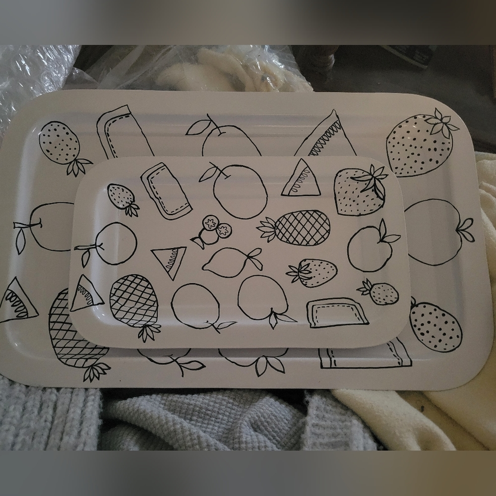 Set of 2 Fairtrade Metal Trays